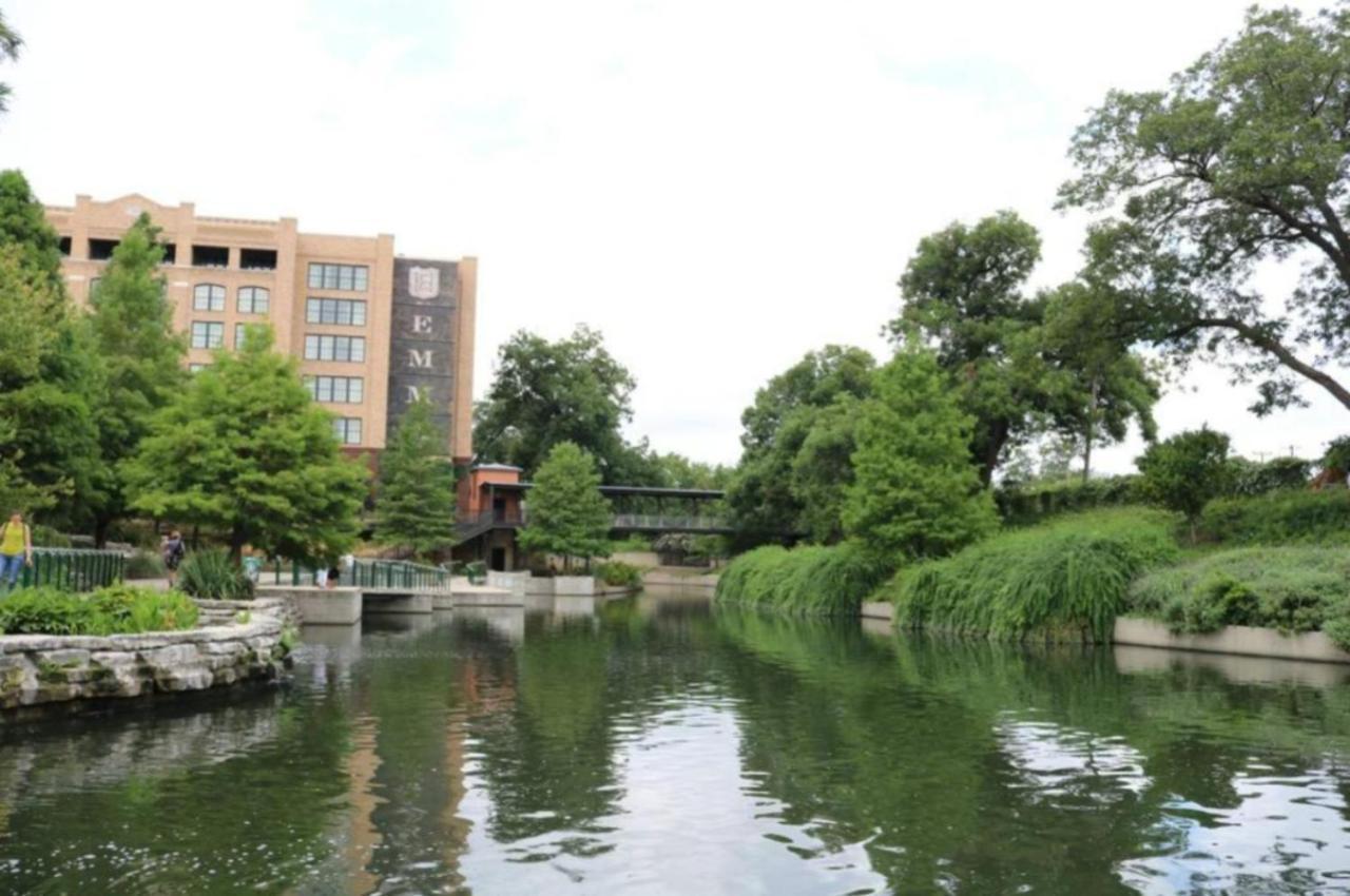 Houston St Guest House Near Downtown/Military Base サンアントニオ エクステリア 写真